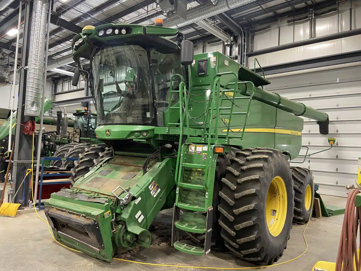 Gallery image 1 for 2018 John Deere S790 Combine