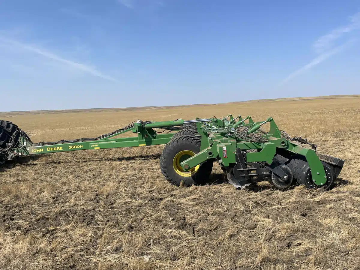 Gallery image 2 for 2022 John Deere 2680H Disc