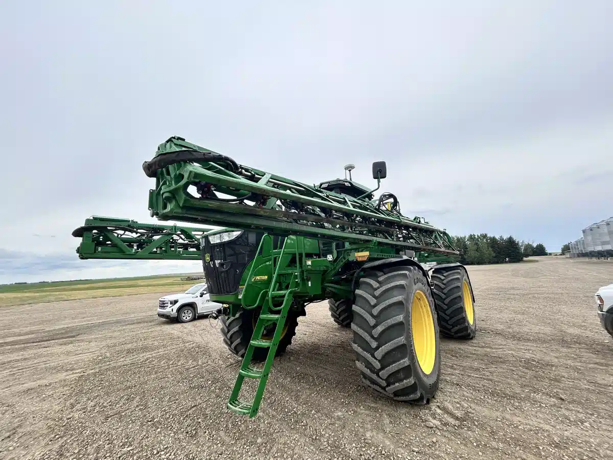 Gallery image 2 for Used 2024 John Deere 616R Sprayer - Self Propelled