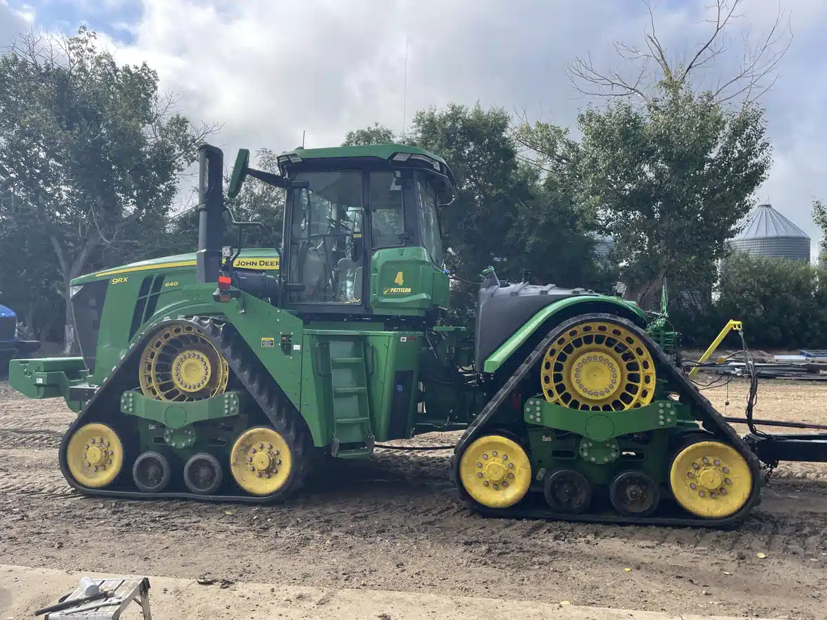 Gallery image 2 for 2024 John Deere 9RX 640 Tractor