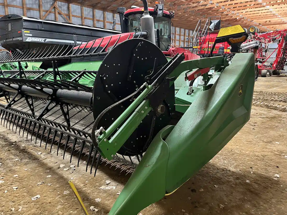 Gallery image 2 for Used 2023 John Deere HD50R Header - Draper