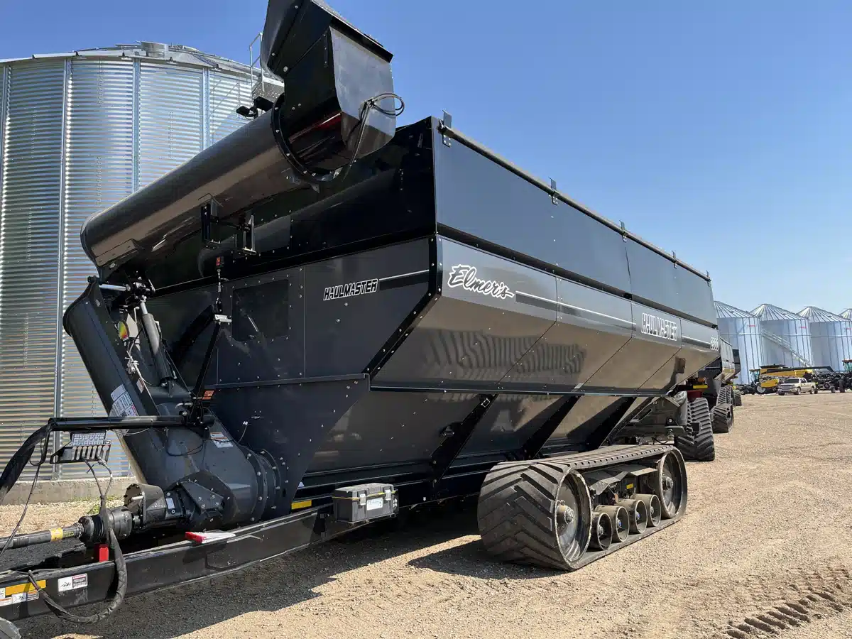 Gallery image 1 for Used 2023 Elmers Mfg HM2300 Grain Cart