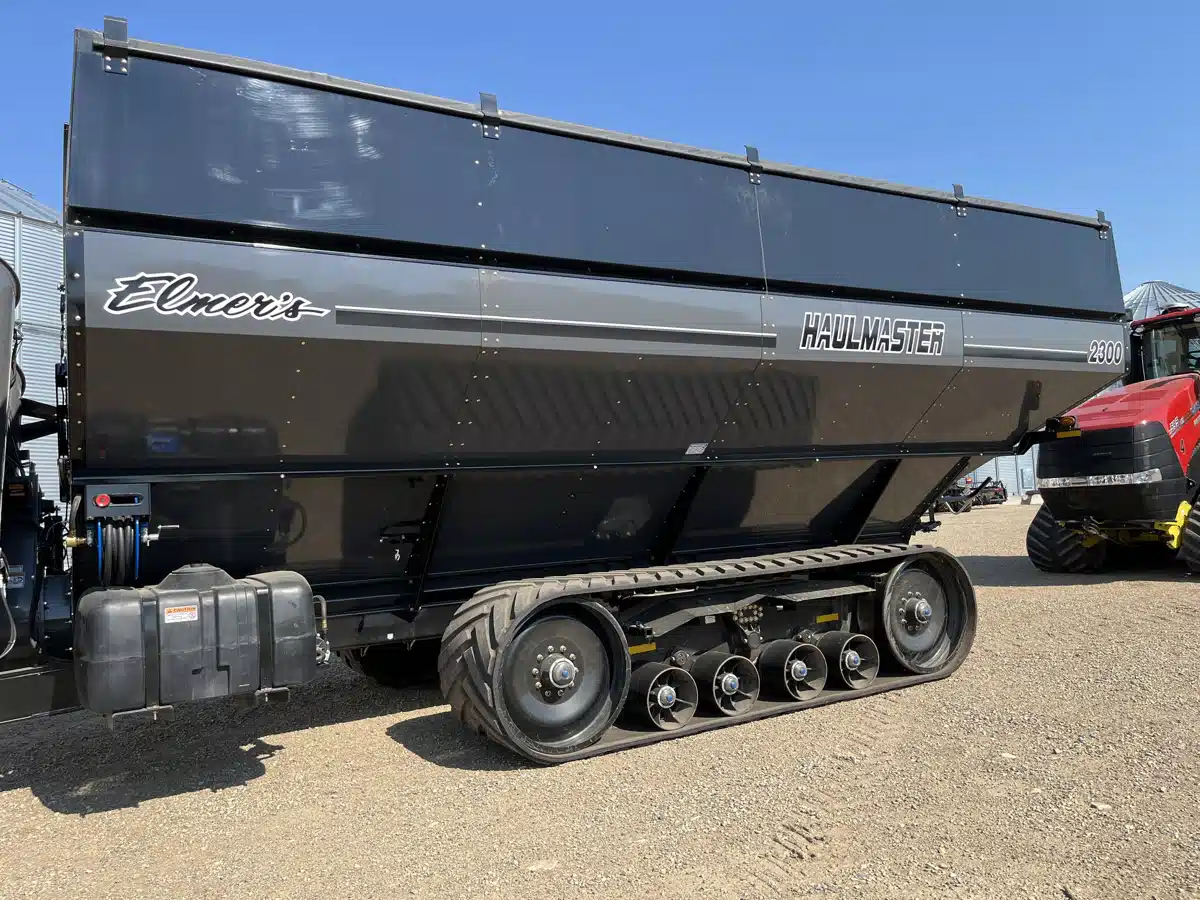 Gallery image 2 for Used 2024 Elmers Mfg HM2300 Grain Cart