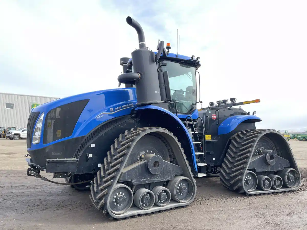 Gallery image 1 for Used 2022 New Holland T9.700 Tractor
