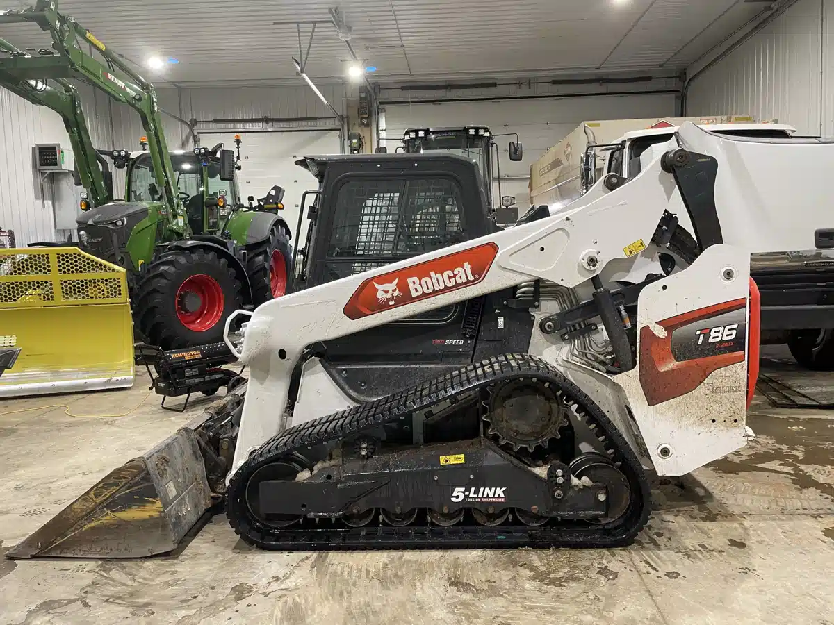 Gallery image 2 for Used 2024 Bobcat T86 Track Loader