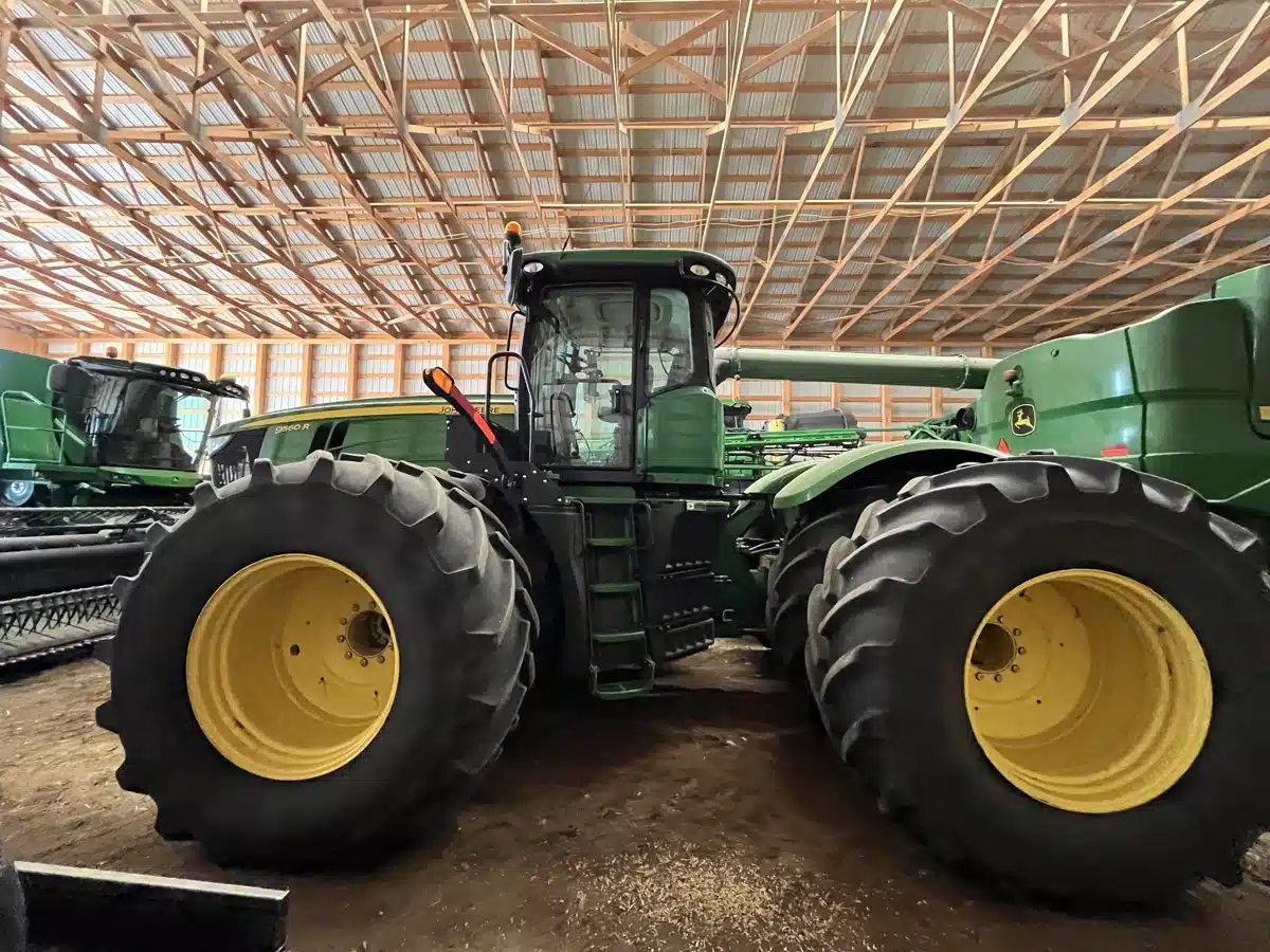 Gallery image 2 for 2012 John Deere 9560R Tractor