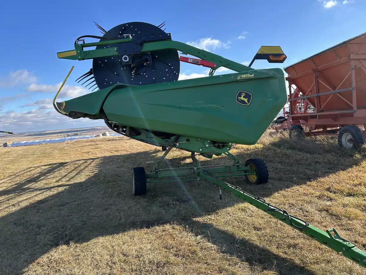 Gallery image 2 for 2023 John Deere HD45F Header - Flex Draper