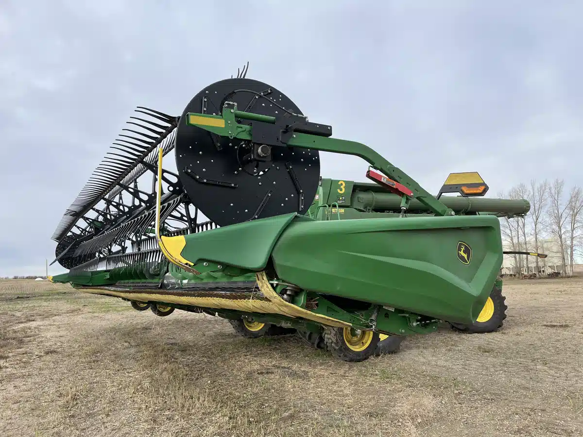 Gallery image 1 for Used 2022 John Deere HD45F Header - Flex Draper