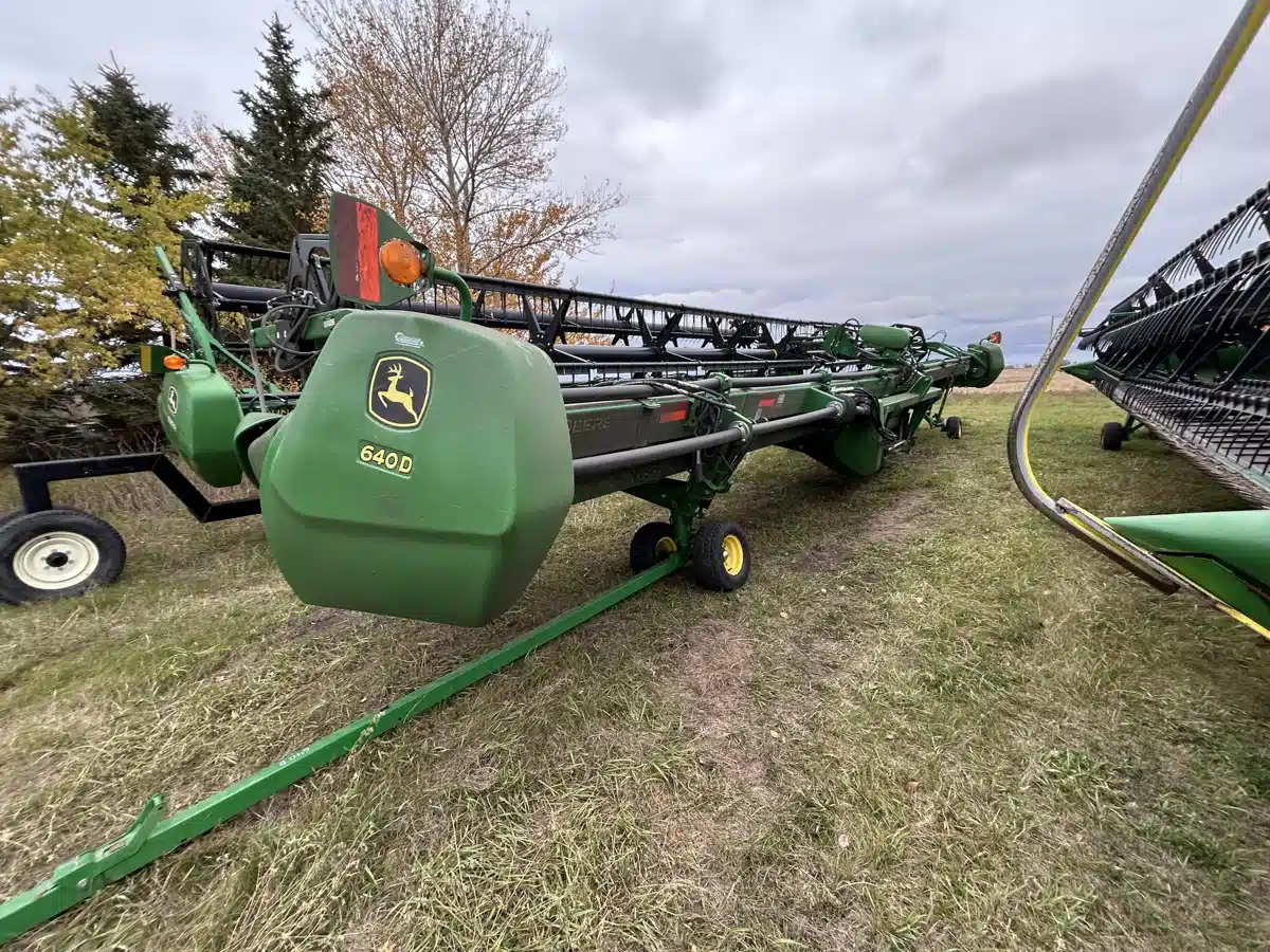 Gallery image 1 for 2013 John Deere 640D Harvester