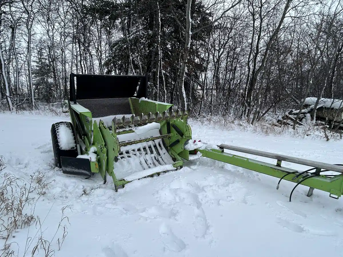 Gallery image 2 for Used 2018 Schulte GIANT 2500 Rock Picker