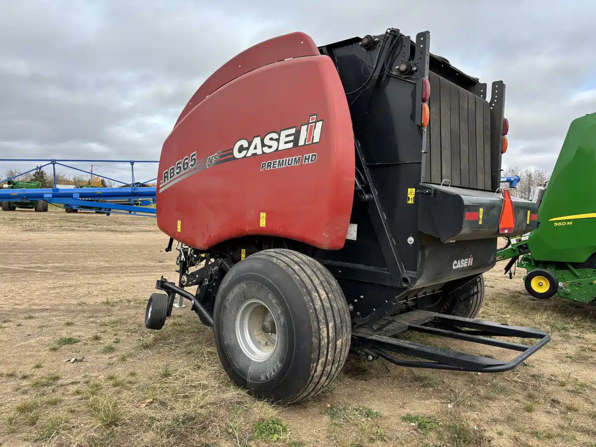 Gallery image 2 for Used 2022 Case IH RB565 Round Baler