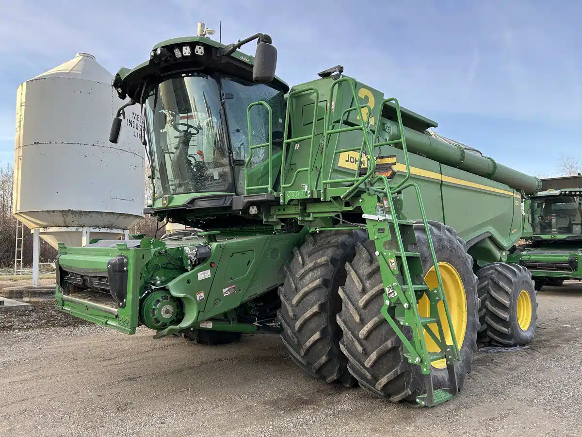 Used 2024 John Deere X9 1000 Combine