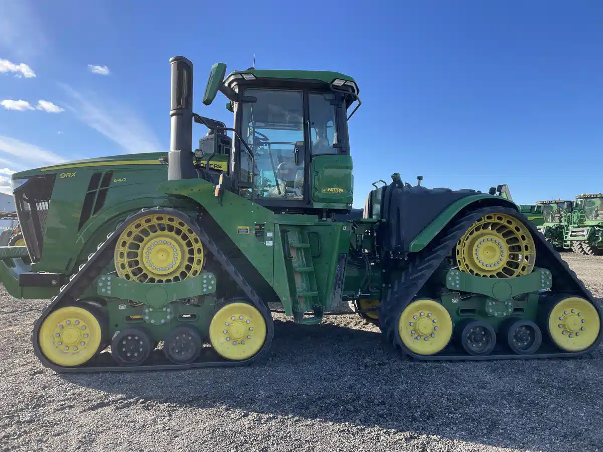 Gallery image 2 for 2024 John Deere 9RX 640 Tractor