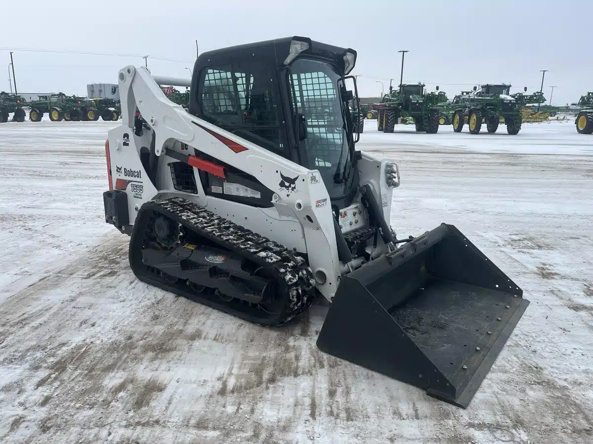Gallery image 1 for 2017 Bobcat T595 Track Loader