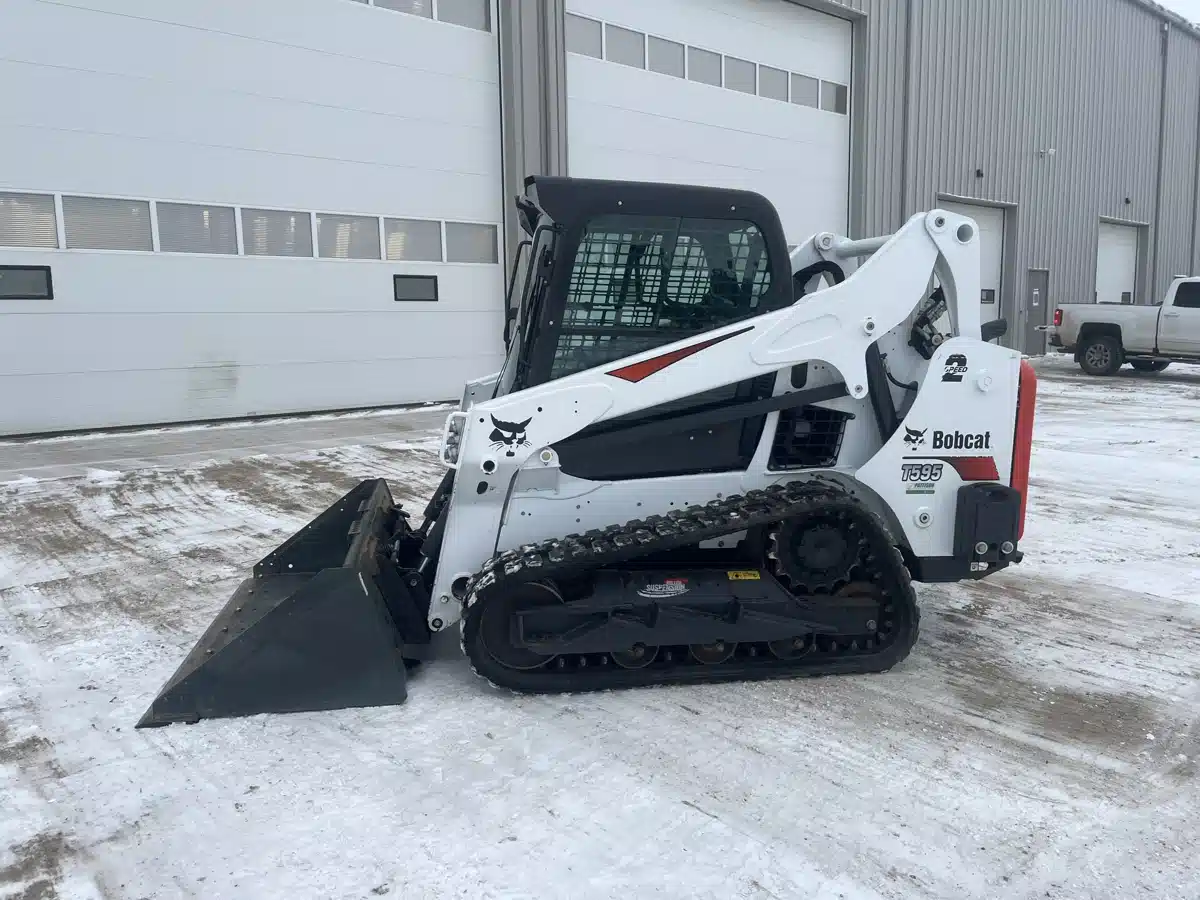 Gallery image 2 for 2017 Bobcat T595 Track Loader
