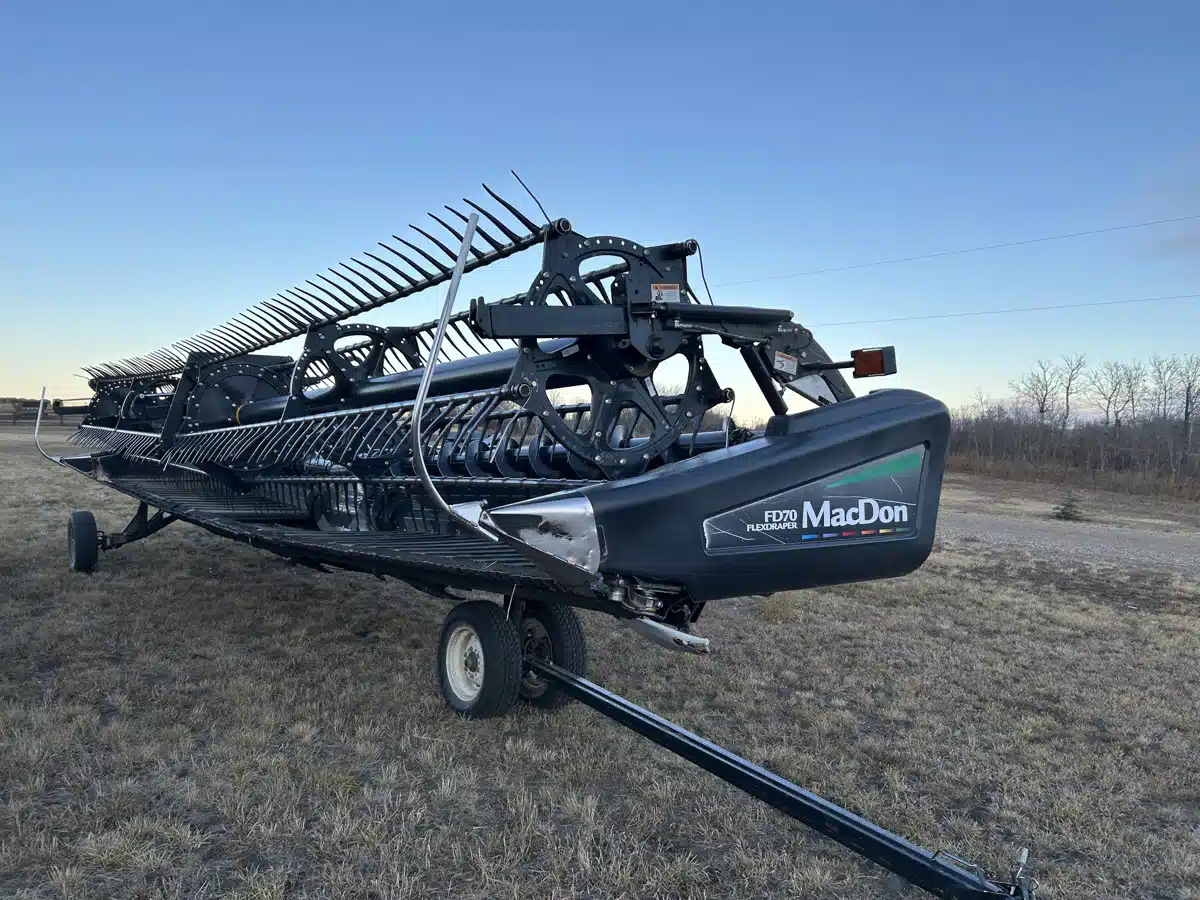 Used 2011 MacDon FD70 Header - Draper