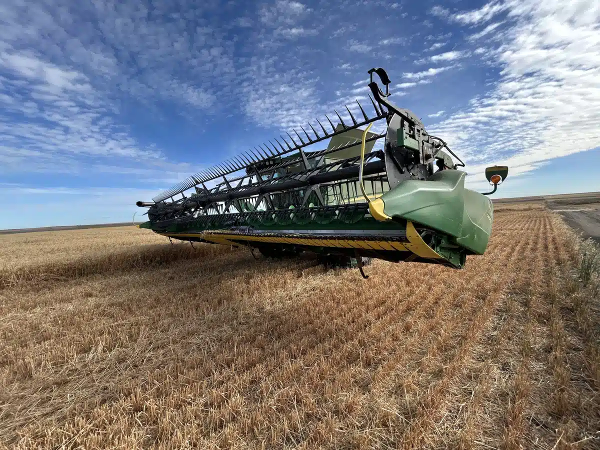 Gallery image 1 for 2019 John Deere 740FD Header - Draper