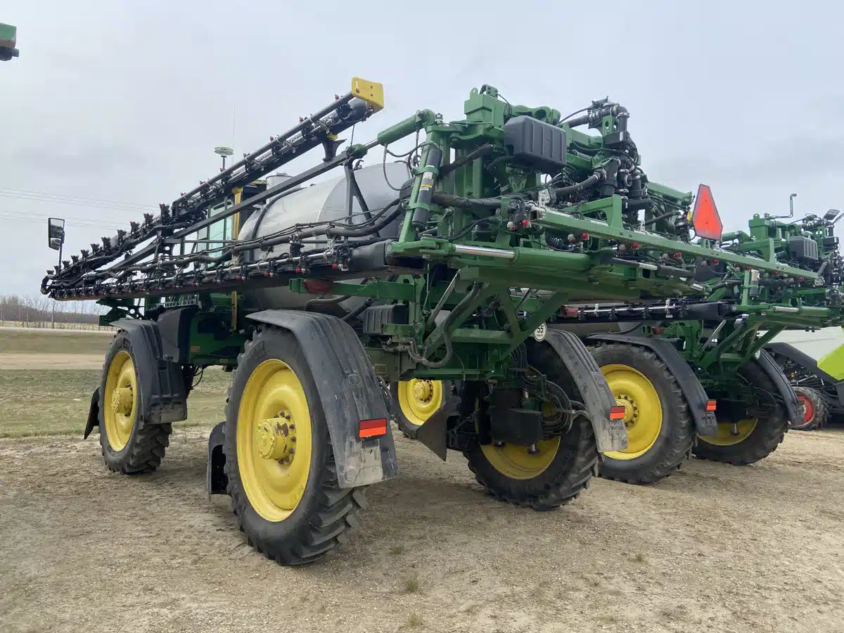 Gallery image 2 for 2022 John Deere 616R Sprayer - Self Propelled
