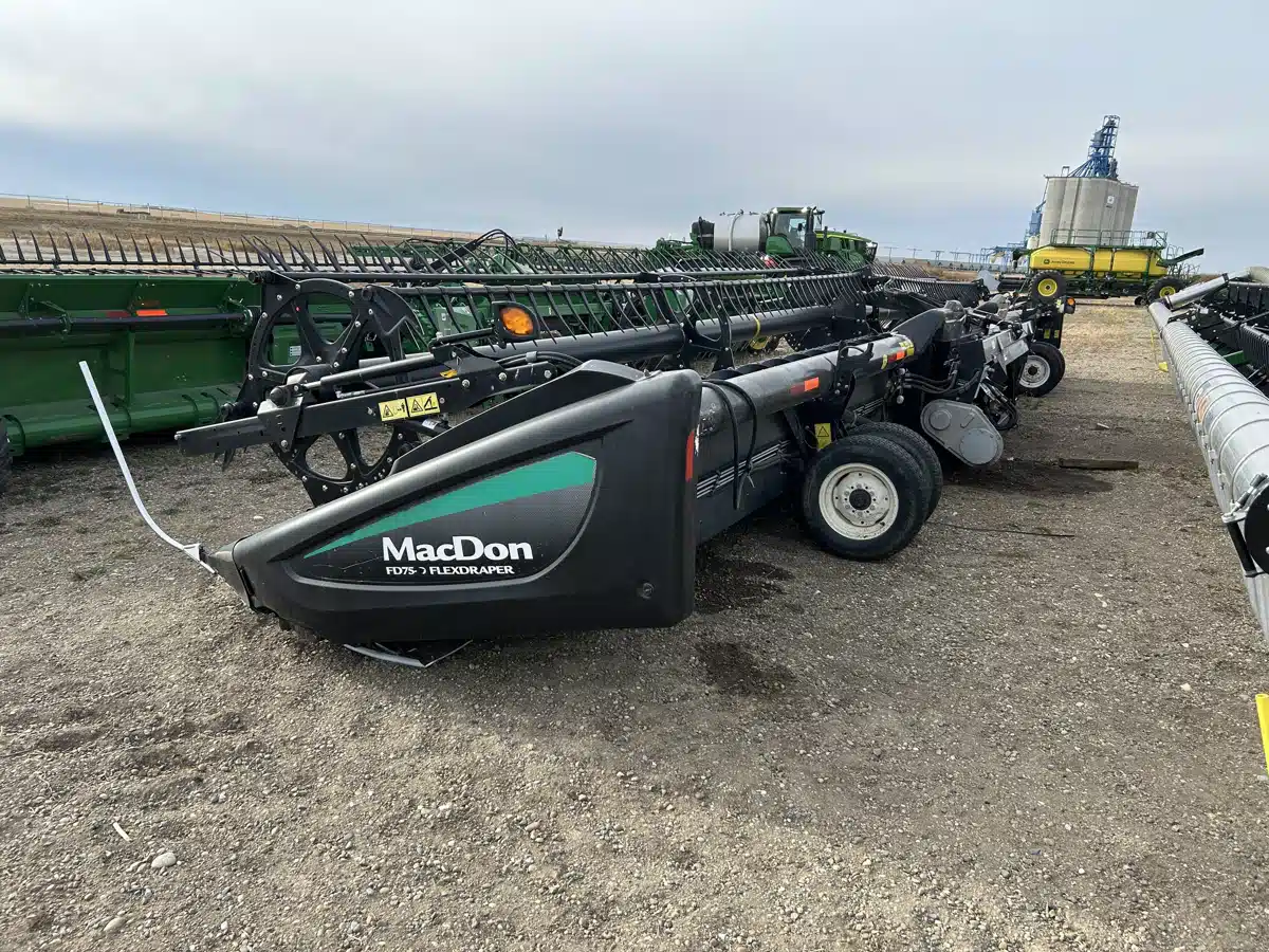 Gallery image 2 for 2014 MacDon FD75 Header - Flex Draper