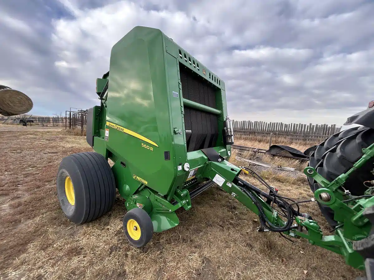 Gallery image 2 for Used 2023 John Deere 560R Round Baler