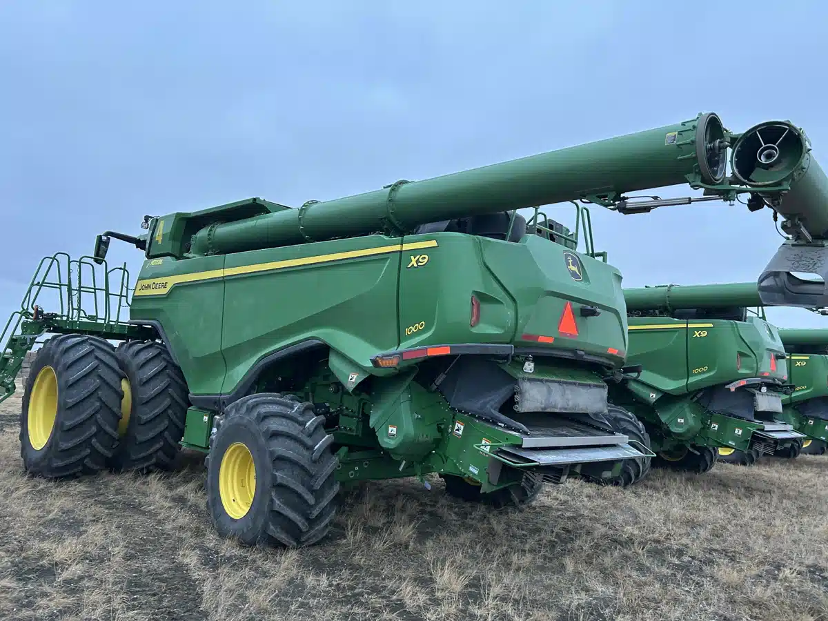 Gallery image 2 for 2023 John Deere X9 1000 Combine