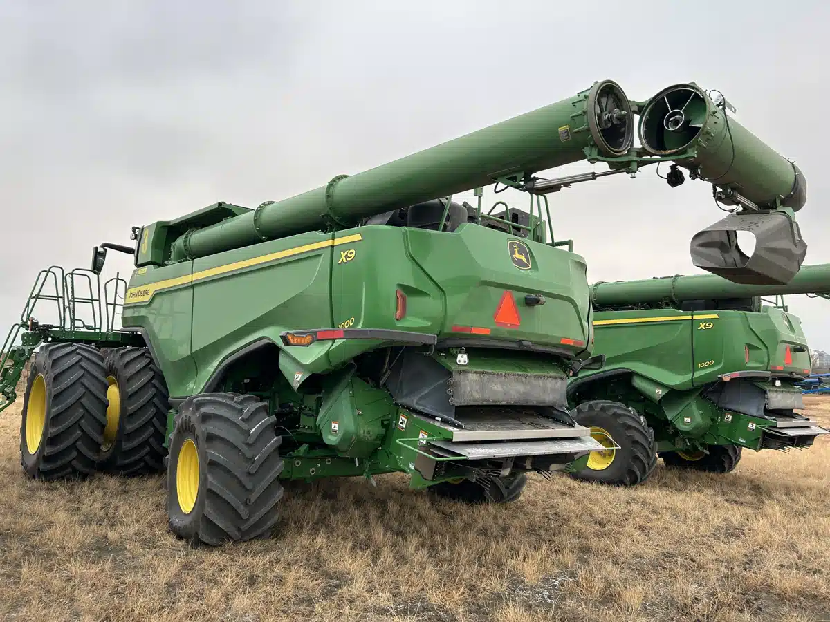 Gallery image 2 for Used 2023 John Deere X9 1000 Combine