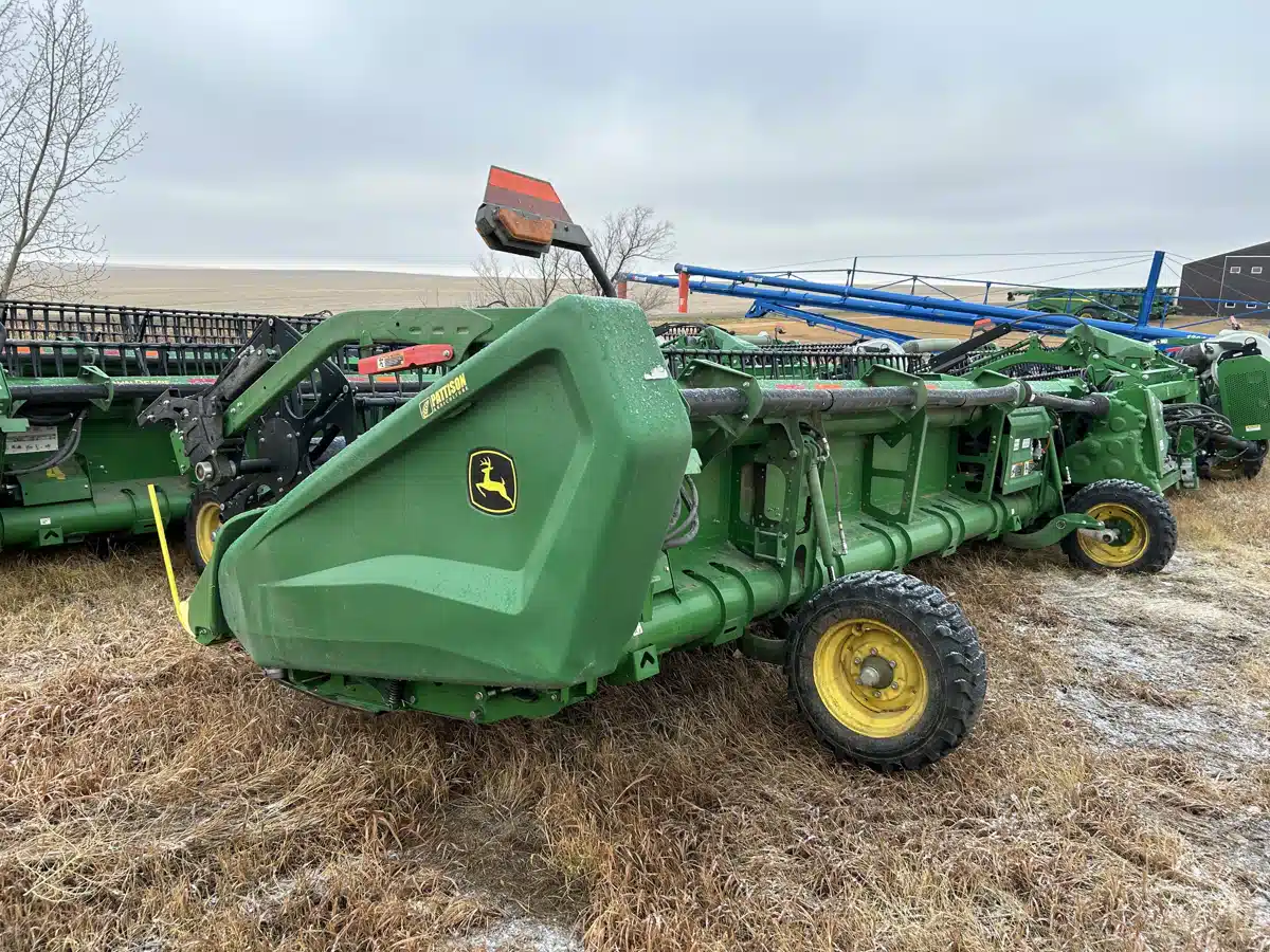 Gallery image 2 for Used 2023 John Deere HD50F Header - Flex