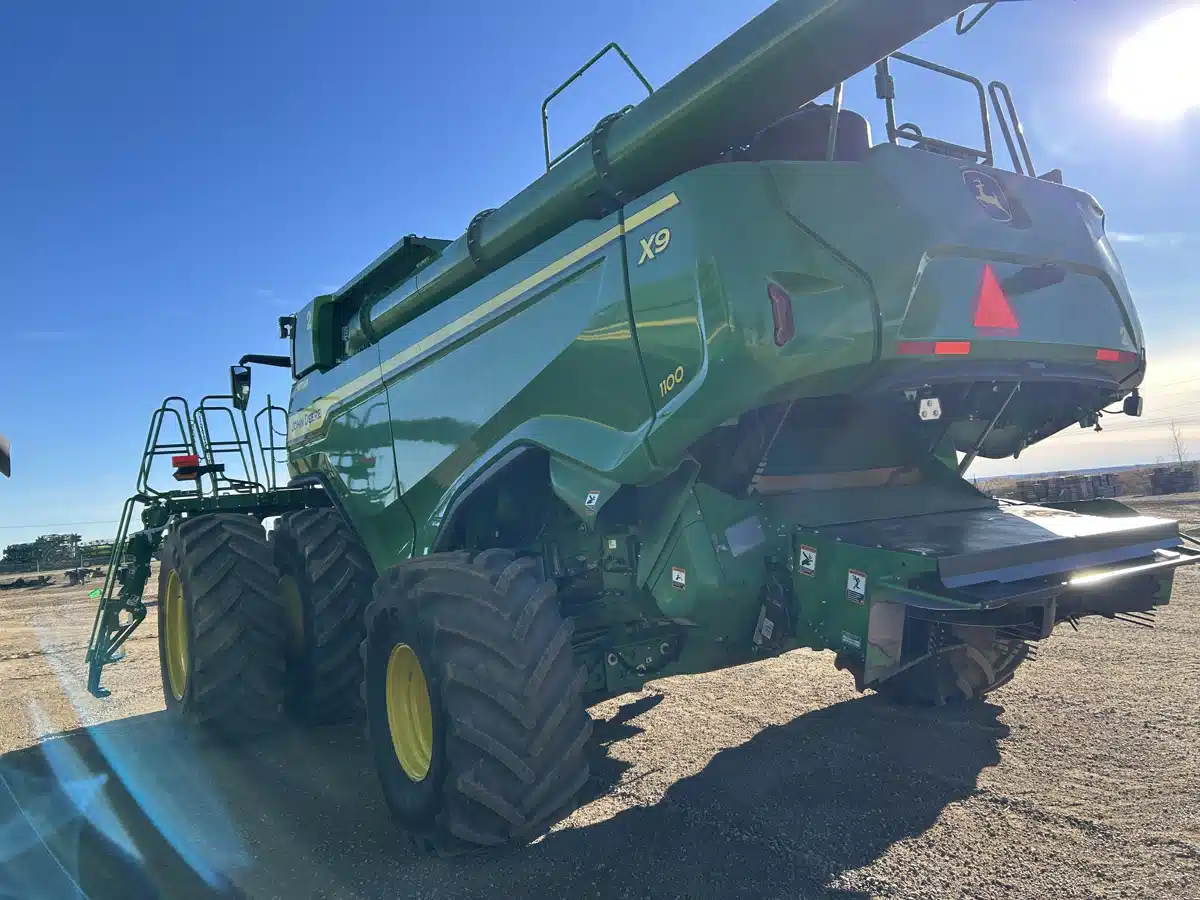 Gallery image 1 for Used 2024 John Deere X9 1100 Combine