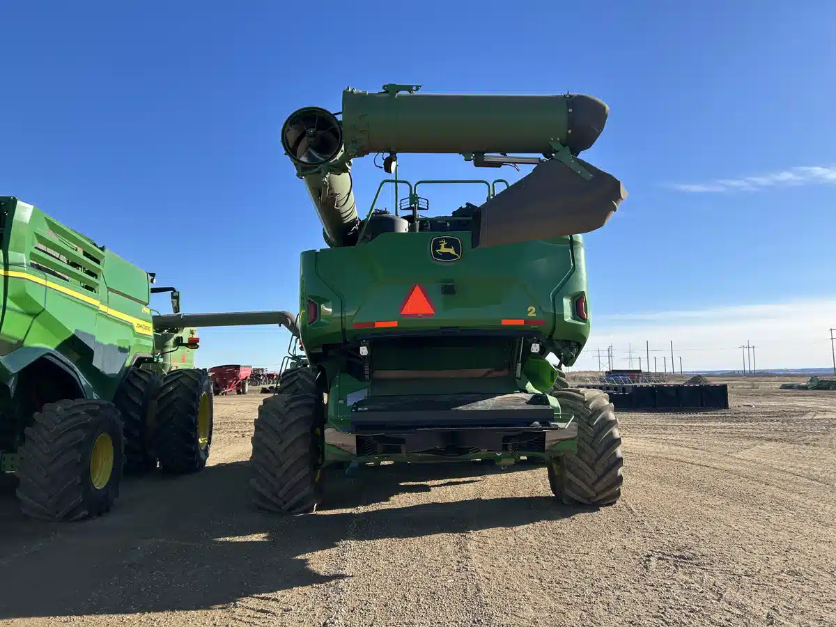 Gallery image 2 for Used 2024 John Deere X9 1100 Combine