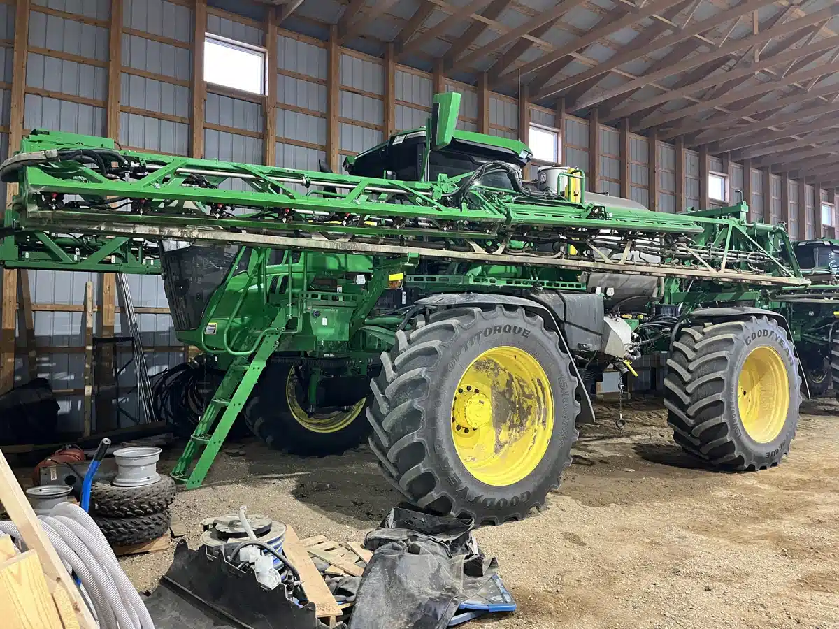 Gallery image 1 for 2023 John Deere 616R Sprayer - Self Propelled