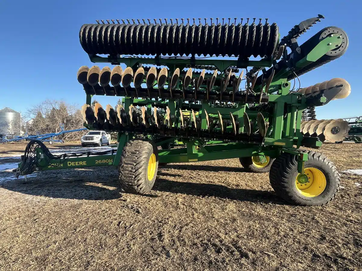 Gallery image 2 for 2023 John Deere 2680H Vertical Tillage