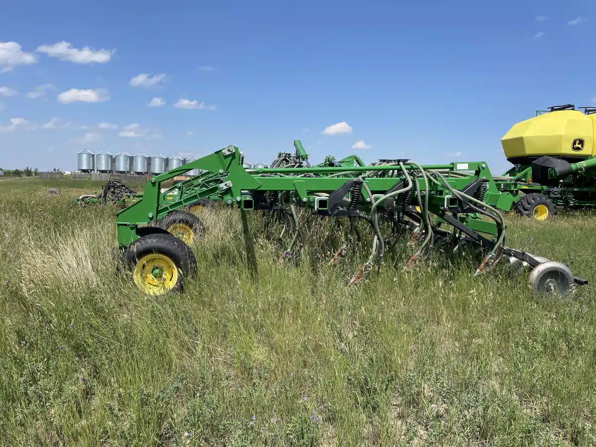 Gallery image 2 for Used 2017 John Deere 1830 Air Drill