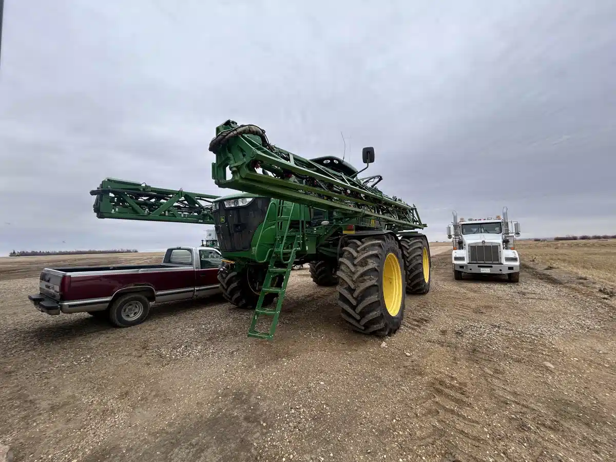 Used 2017 John Deere R4045 Sprayer - Self Propelled