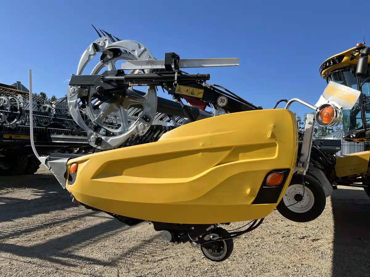 Gallery image 2 for 2024 MacDon FD240 Header - Flex Draper