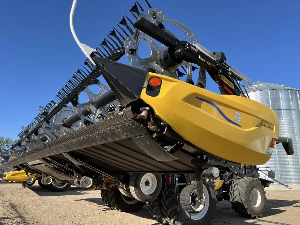Gallery image 1 for 2024 MacDon FD240 Header - Flex Draper