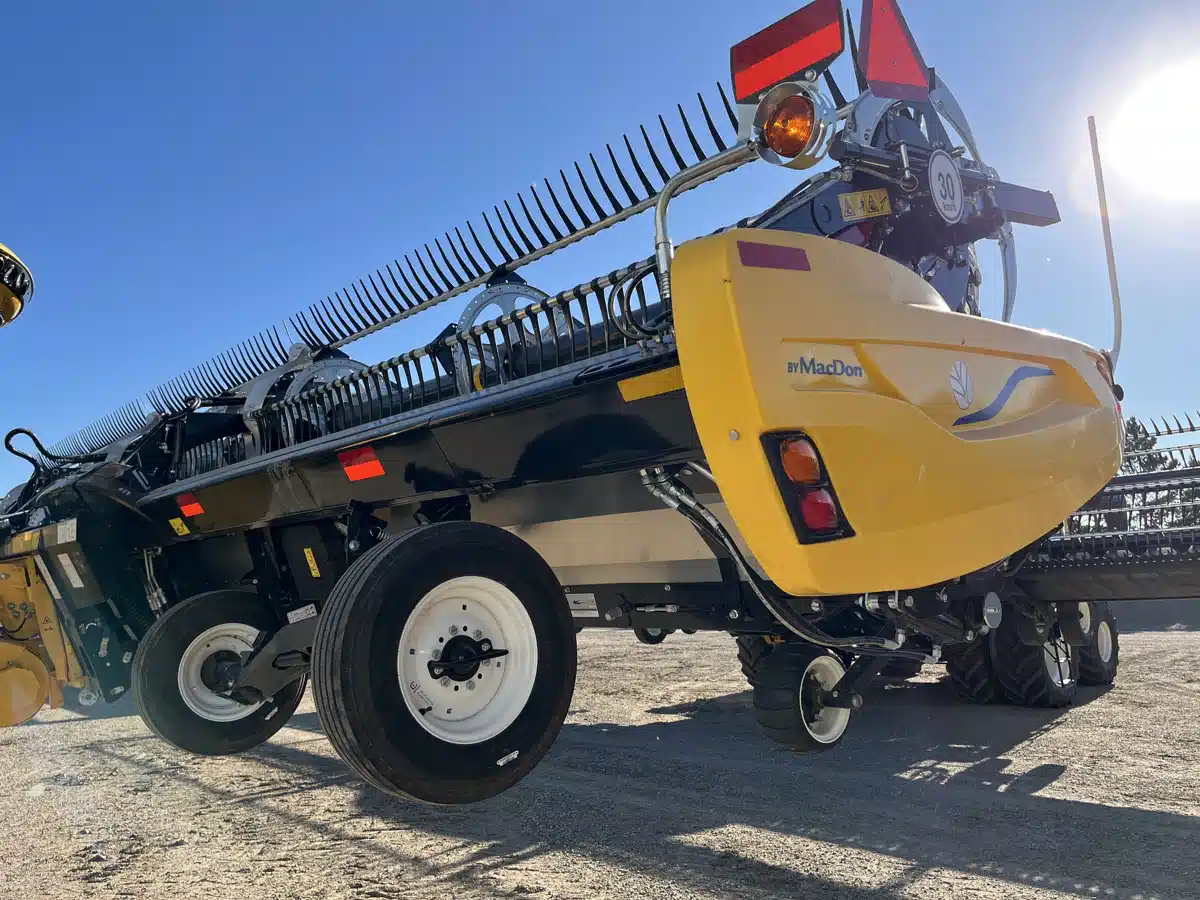 Gallery image 2 for Used 2025 MacDon FD240 Header - Flex Draper