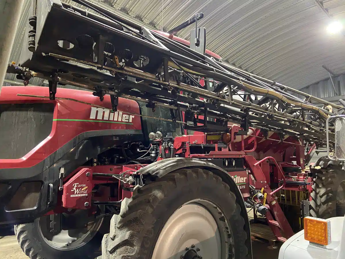 Gallery image 2 for Used 2010 Miller CONDOR G75 Sprayer - Self Propelled