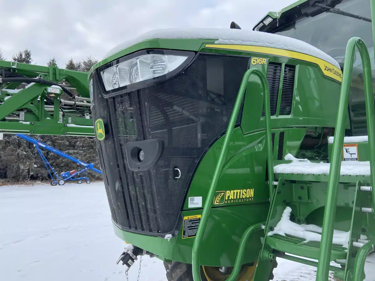 Gallery image 2 for Used 2024 John Deere 616R Sprayer - Self Propelled