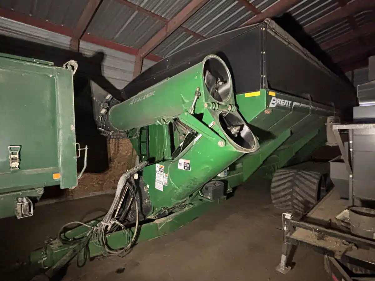 Used 2017 Brent 2096 Grain Cart