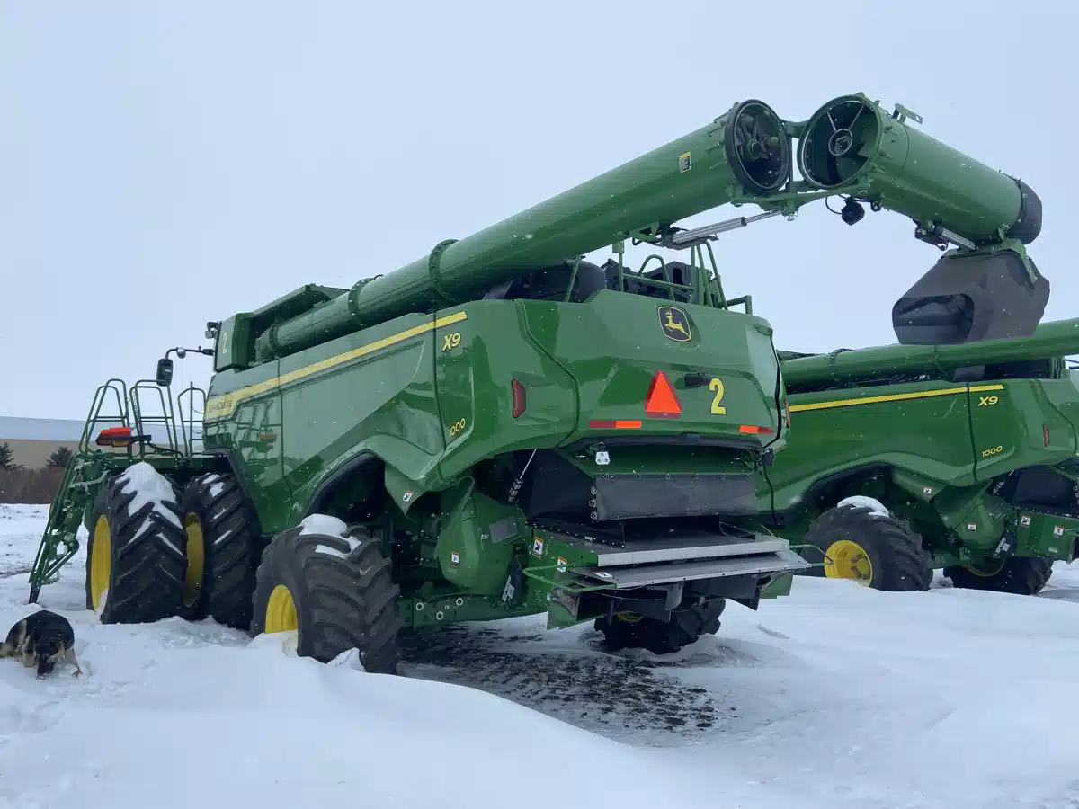 Gallery image 2 for 2024 John Deere X9 1000 Combine