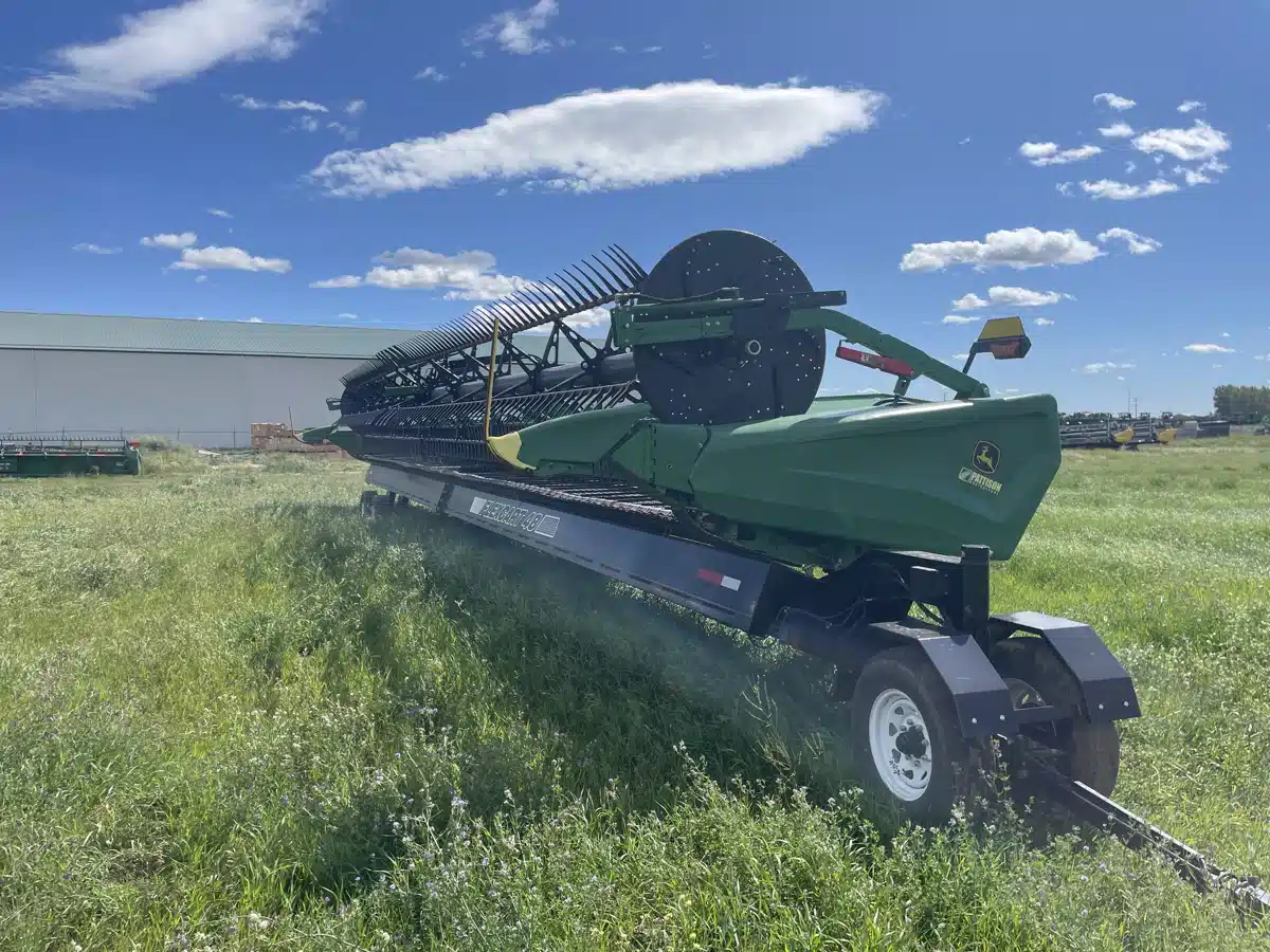 Gallery image 2 for 2023 John Deere HD50F Header - Flex