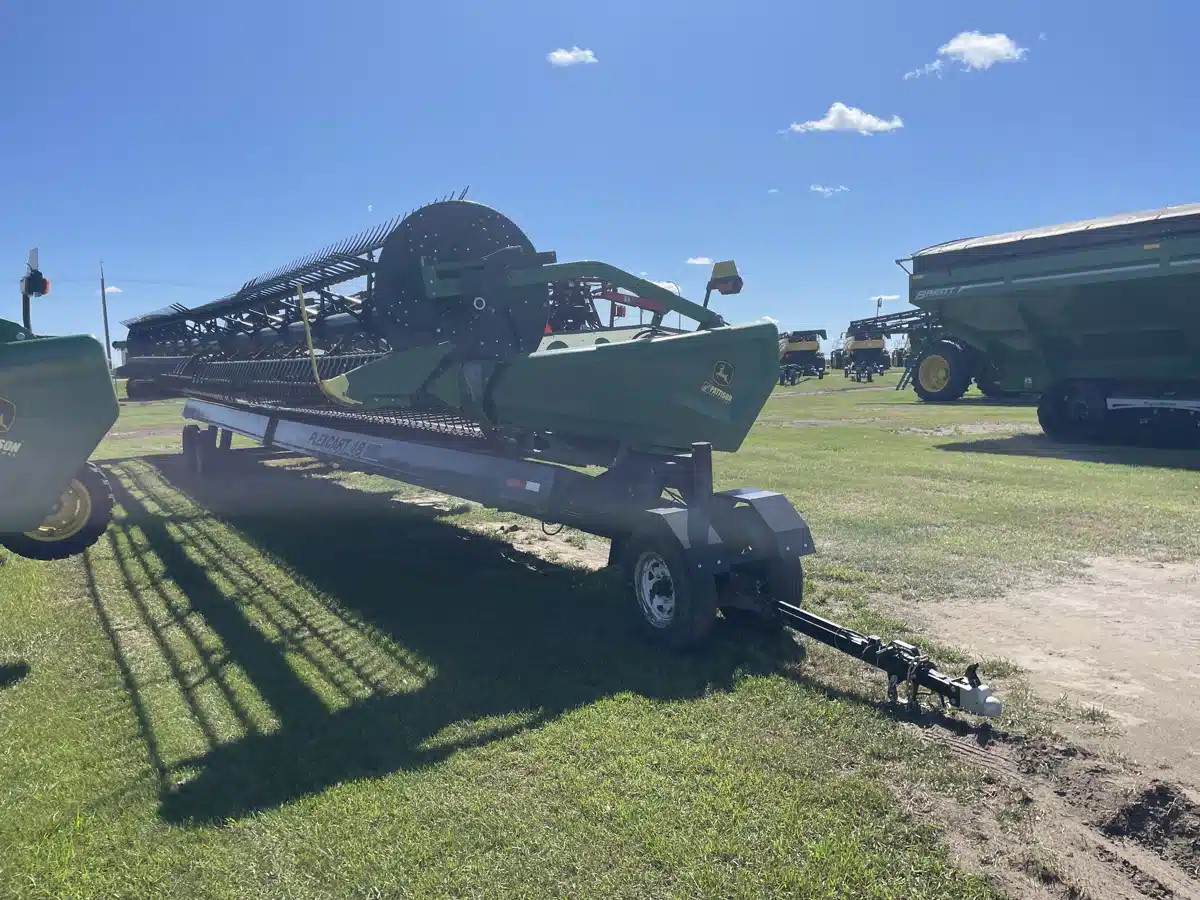 Gallery image 1 for 2023 John Deere HD50F Header - Flex