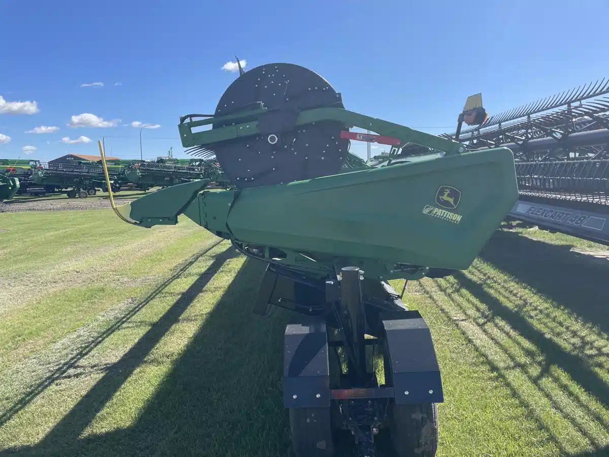 Gallery image 2 for 2023 John Deere HD50F Header - Flex