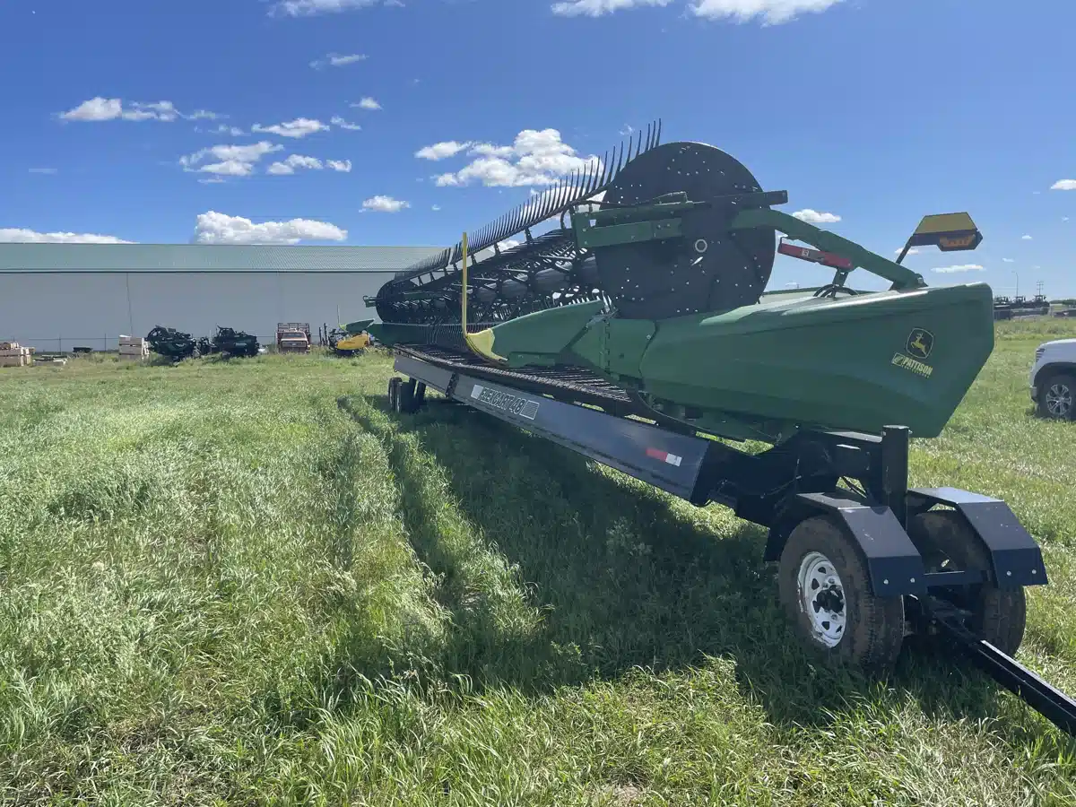 Gallery image 2 for Used 2023 John Deere HD50F Header - Flex