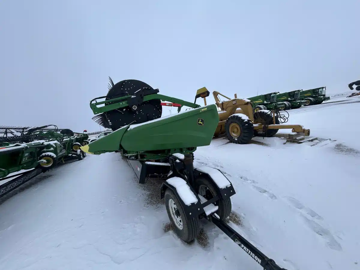 Gallery image 2 for 2024 John Deere HD50F Header - Flex