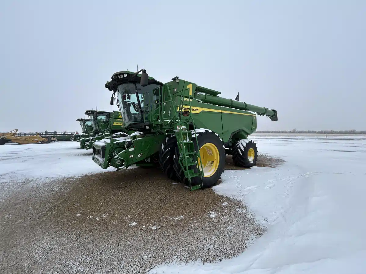 Used 2024 John Deere X9 1000 Combine