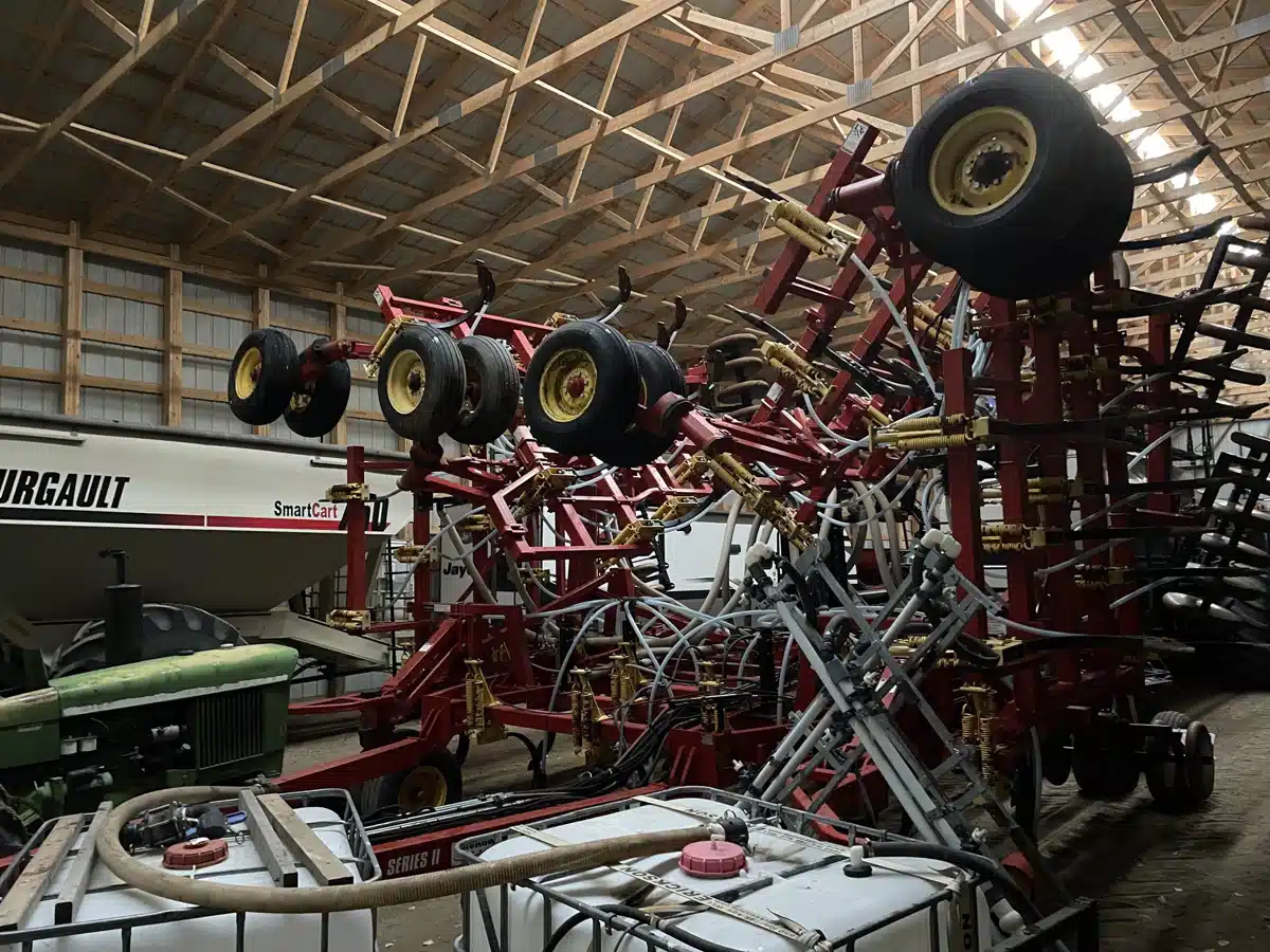 Used 2010 Bourgault 5710-50 Air Drill