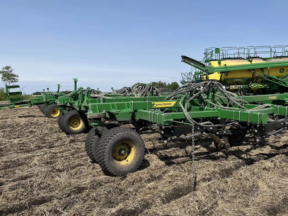 Gallery image 2 for 2023 John Deere P680 Air Drill