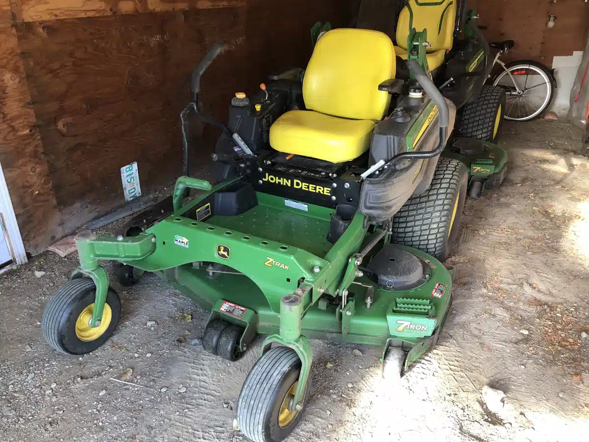Gallery image 1 for Used 2014 John Deere Z950M Mower - Zero Turn
