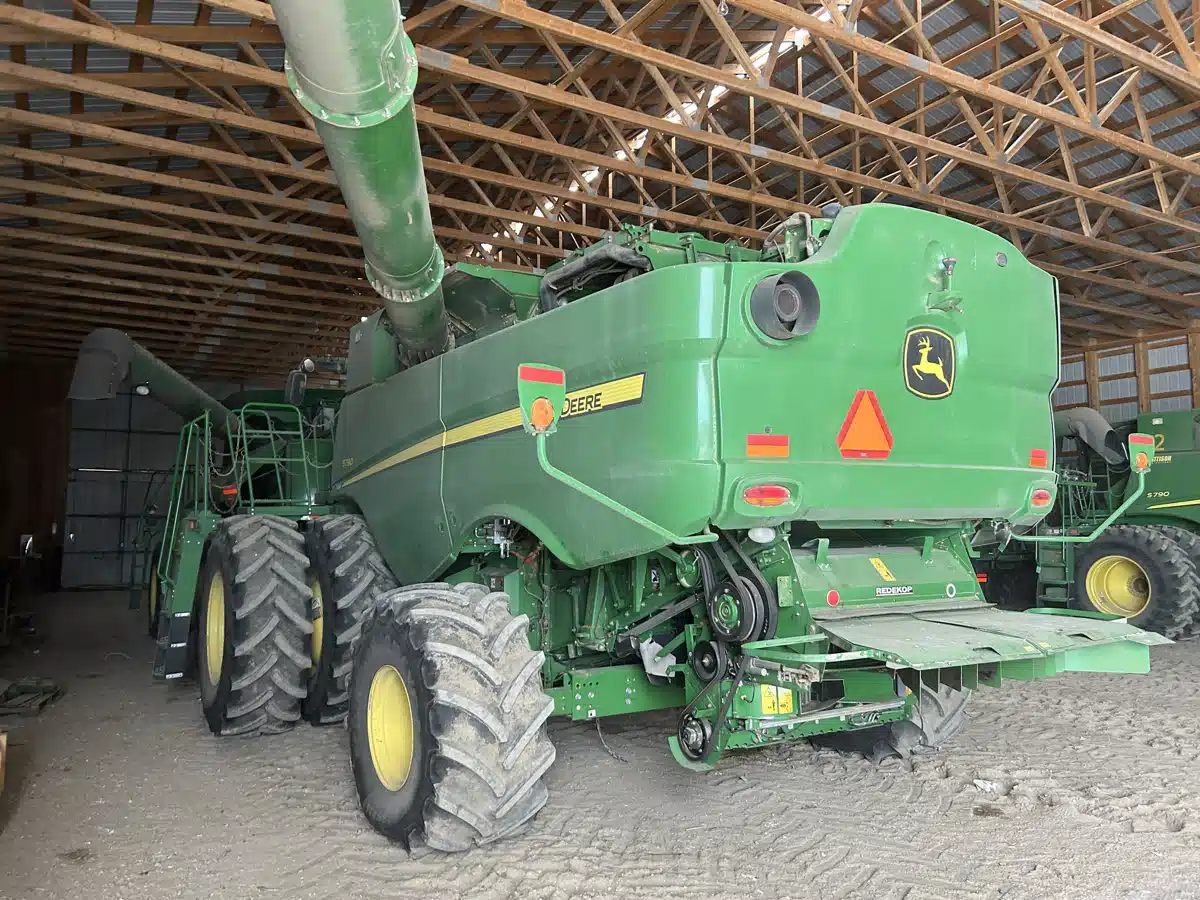 Gallery image 2 for 2021 John Deere S790 Combine
